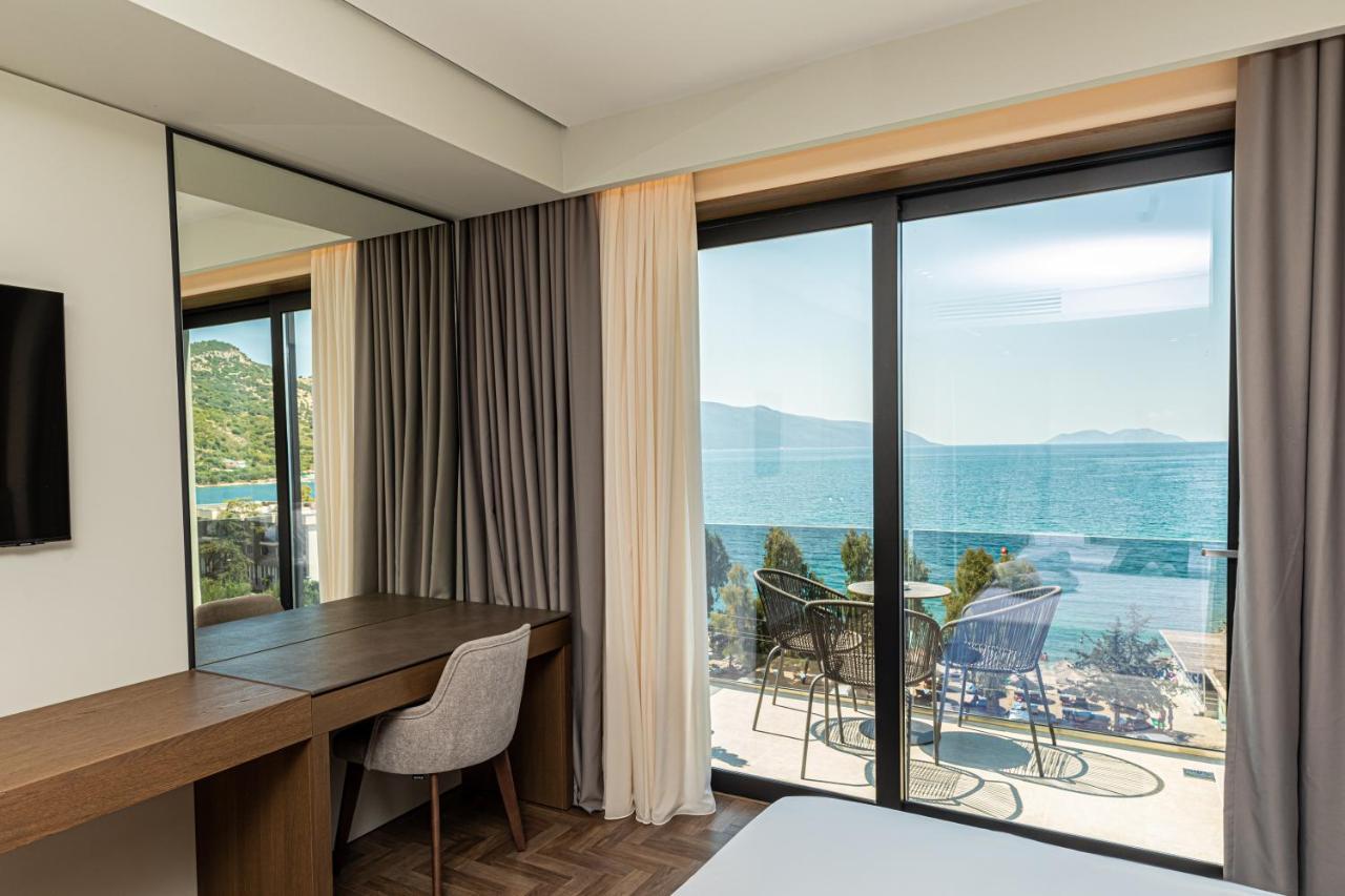 Mazarine Hotel, Vlore, Albania Radhimë Eksteriør billede